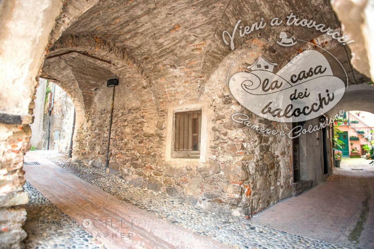 La Casa Dei Balocchi B&B Toirano Exterior photo